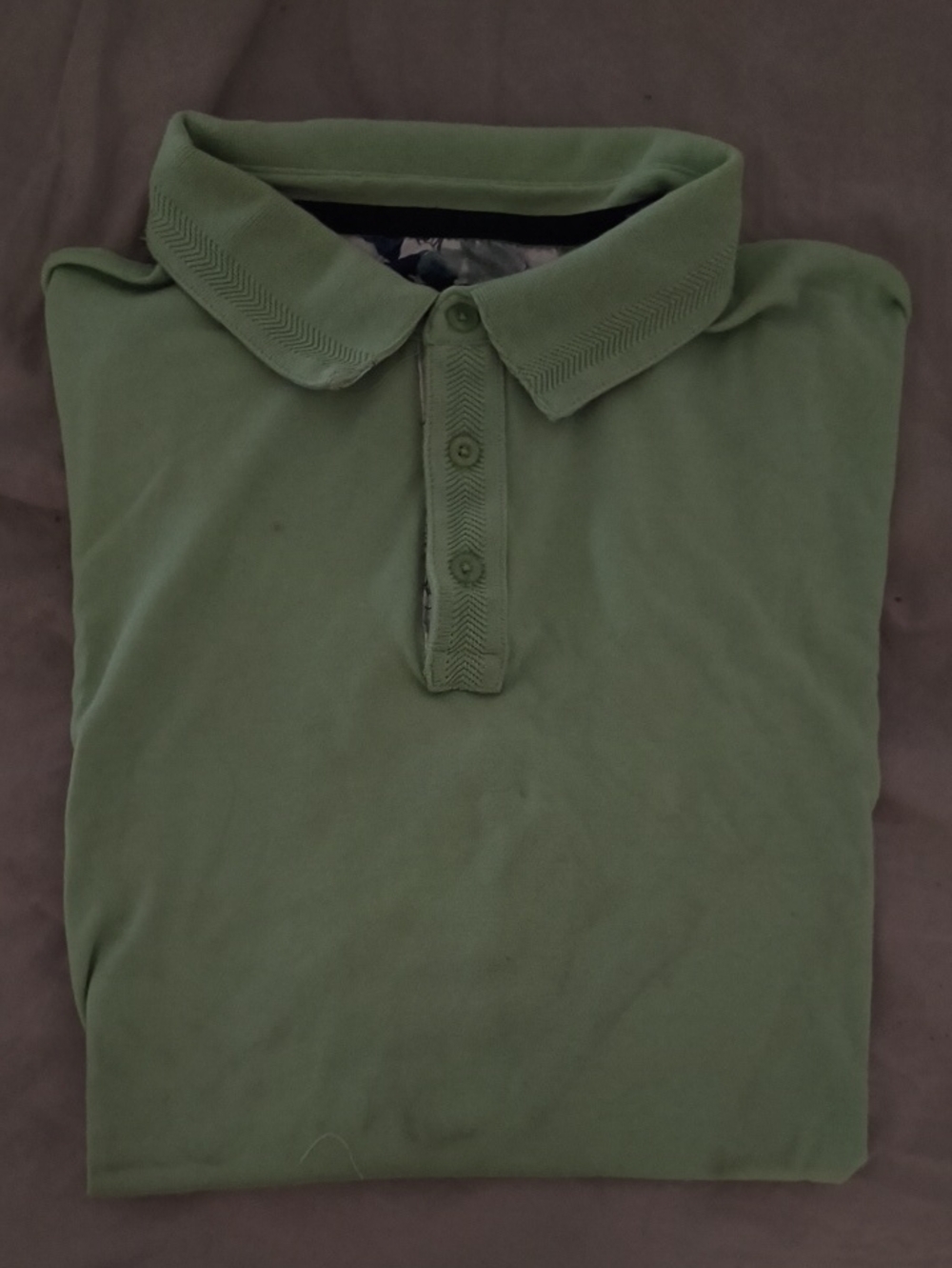 Men's Olive Green Polo Shirt with Textured Collar